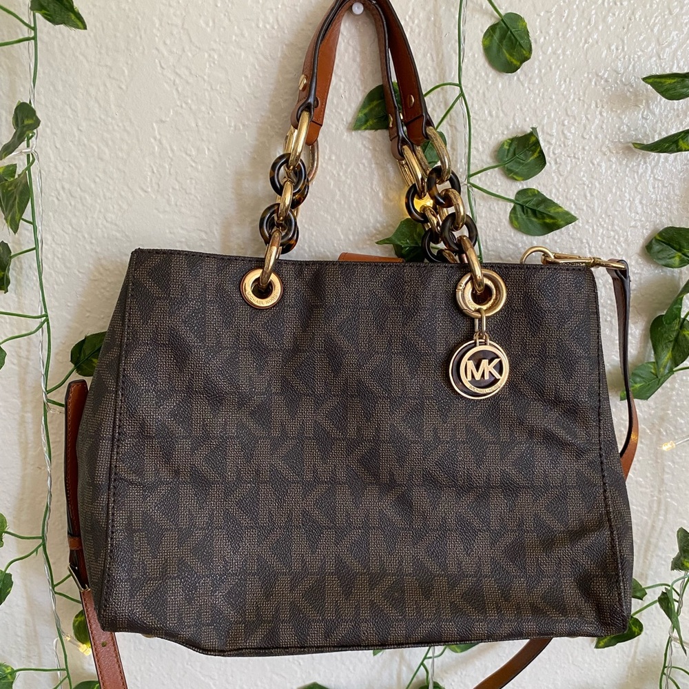 MK purse
